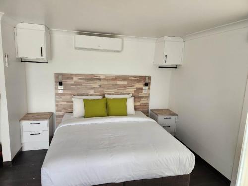 Budget on the Lake Motel in Grampians