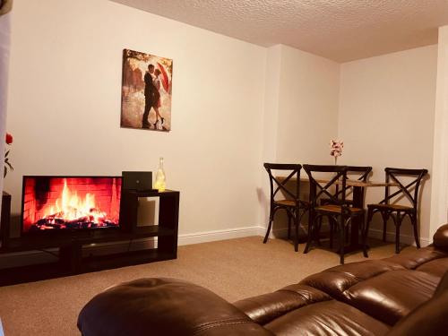 Cosy home near hospital - Carlisle