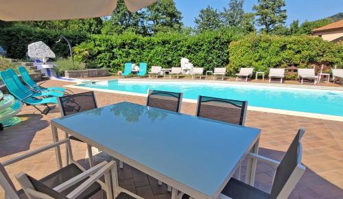 cabină de duș, Villa in Pistoia with Pool and Mountain Views in Centru oraş Lucca