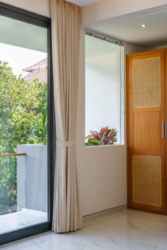Two-Bedroom Villa image 3