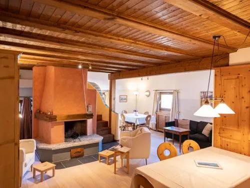 Apartment Chesa Cantieni by Interhome in La Punt-Chamues-ch, Schweiz