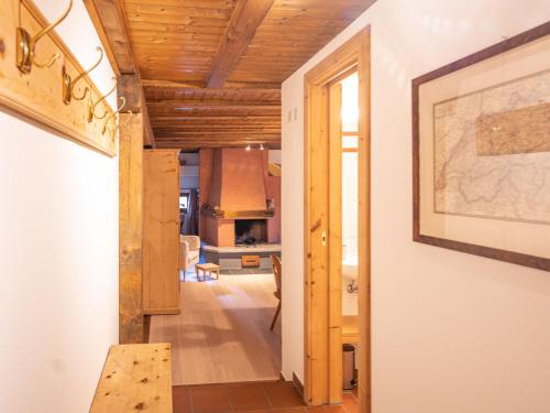 切薩坎蒂尼公寓 (Apartment Chesa Cantieni by Interhome) in 拉蓬夏木塞埃斯