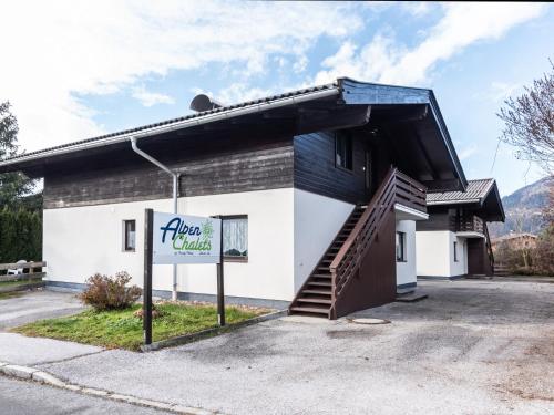 Apartment Alpenchalets-3 by Interhome in Zell am See, Österreich
