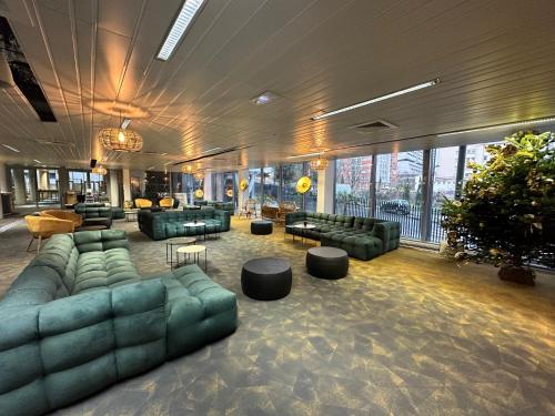 Лоби, Lodge In in 13th - Place d'Italie