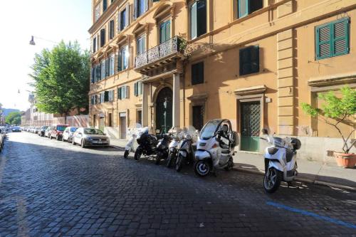 YCH-Charming flat near Colosseum, Rzym (zdjęcie 6)