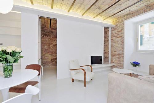 YCH-Charming flat near Colosseum, Rzym (zdjęcie 10)