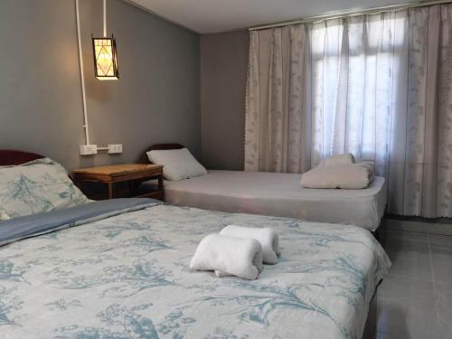 Comfort Triple Room with Shower room in Khonesavane Hostel