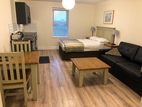 Beach Haven Apartments - image 2
