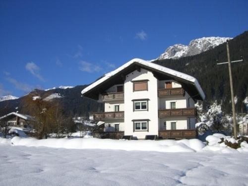 Ferienwohnungen/Holiday Apartments Lederer in Reisach, Österreich