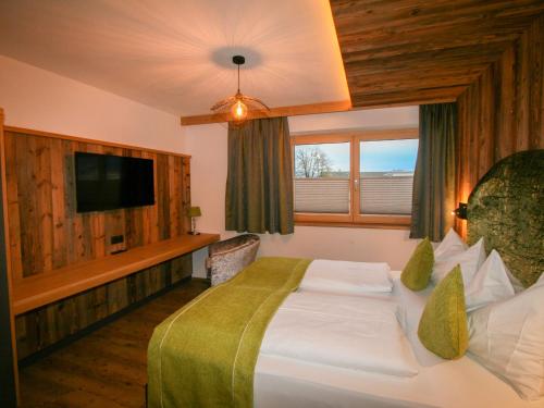  Apartment Erzherzog´s Apts-Zillertal Kaiser Lodge by Interhome in Uderns
