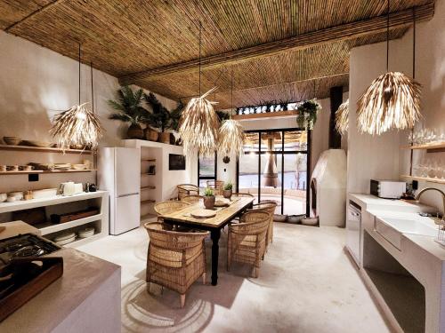 Buff & Fellow Eco Cabins