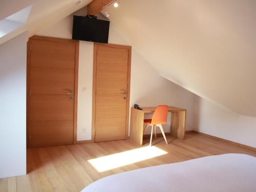 Hôtel - Ferme du Château d'Ahin - image 13