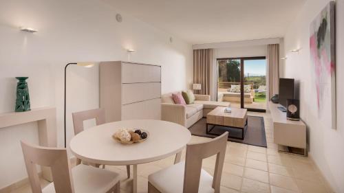 Létesítmények, Ona Hacienda del Álamo Golf Resort (Ona Hacienda del Alamo Golf Resort) in Fuente Alamo