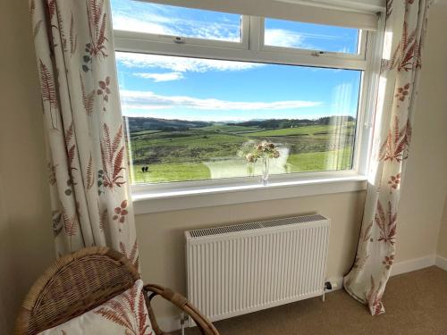 Pass the Keys Beautiful 5BR Rural Cottage with Outstanding Views