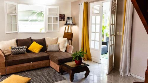 Shared lounge/TV area, Villa Campeche a Ste Anne in Berard