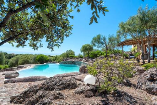  ClickSardegna Villa Tempra Luxury retreat for peace of mind min stay 28 night in Valverde