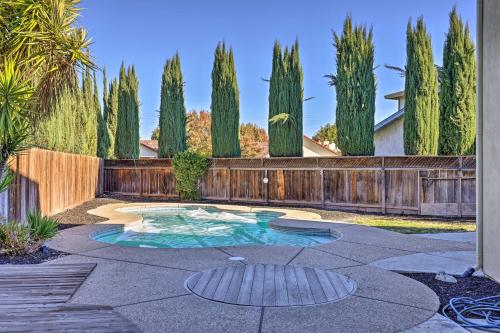 Modesto Home with Deck - 2 Mi to Vintage Faire Mall in Sisk