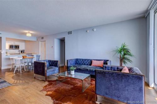 3BR Airbnb Friendly Condo with Ocean View and Balcony - Tap to explore photos