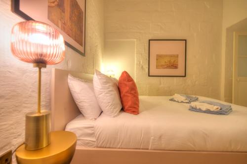 Impressive & stylish Palazzino in Valletta DDEM1-3