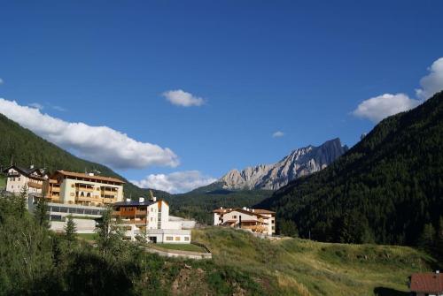 Appartamento tra le Dolomiti - Apartment - Nova Levante