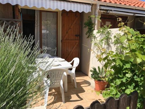 Villa Port Leucate, 1 pièce, 4 personnes - FR-1-81-138 - Location, gîte - Leucate