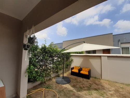 حديقة, Accra Cozy Retreat with 2 Bedrooms in أكرا
