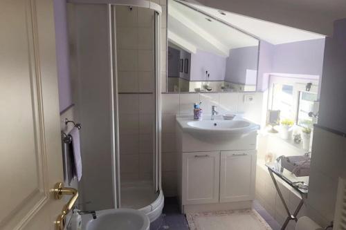 Lovely Independent mini-apartment in Central Rome, Rome (photo 2)