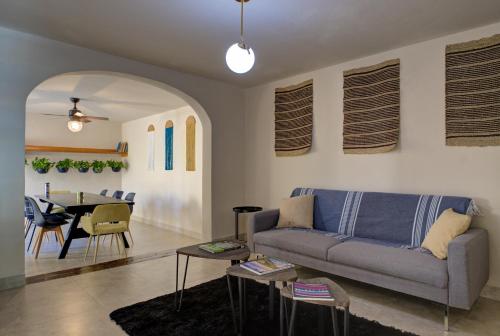 5BR Beautiful home in downtown Cancun, 10min beach, Cancún (photo 4)