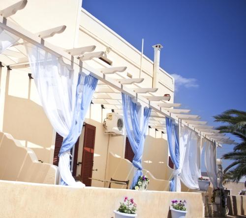 Angel Studios Jasmine Collection chambre d'hôte Santorini