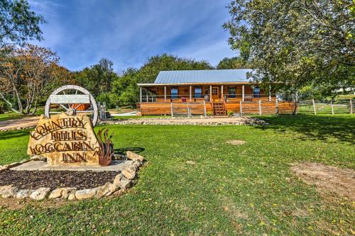 Cozy New Braunfels Family Cabin with Porch and Views! - main image