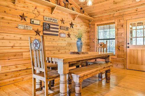 Cozy New Braunfels Family Cabin with Porch and Views! - image 12
