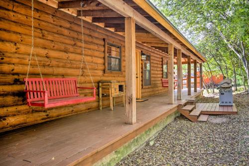 Cozy New Braunfels Family Cabin with Porch and Views!