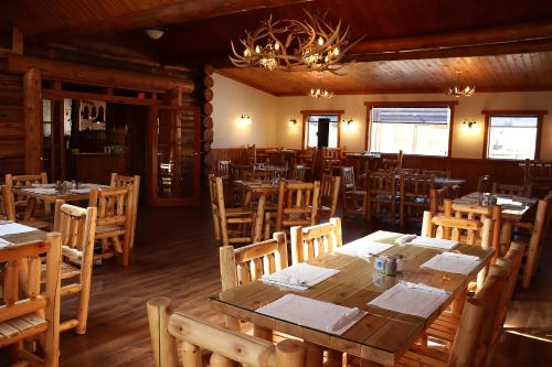 Yellowstone Valley Inn in Cody