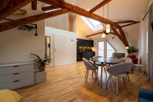 NOAS Home 5