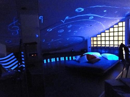 Jazz Style Home - image 5