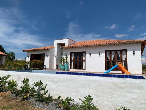 Casa Buganvilia. Verdementa.