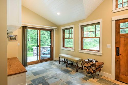 Sugar Berry-Remodeled Laughlintown Craftsman Home! - image 27