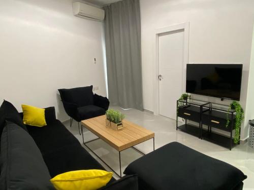 SIMA Suite Unit 6, Ašdod