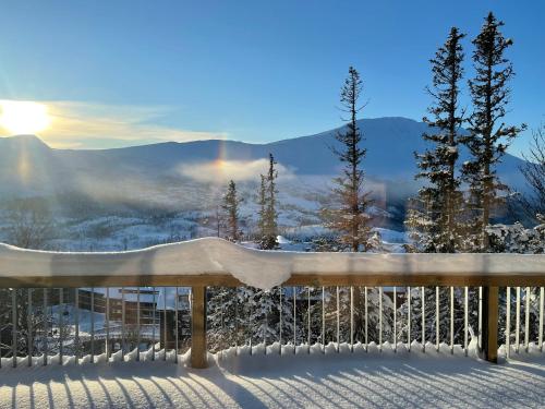 Astonishing Mountain Lodge at the top of Gaustablikk, 25m2 west facing terrace, 3 bedrooms Astonishing Mountain Lodge at the top of Gaustablikk, 25m2 west facing terrace, 3 bedrooms