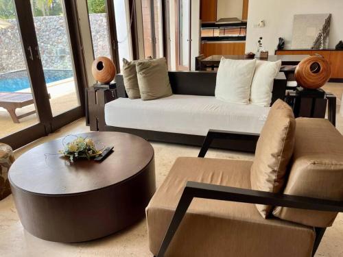 B&B Ban Ang Thong - Two-bedroom villa with pool - Bed and Breakfast Ban Ang Thong