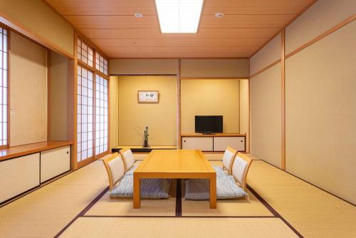 Japanese-Style Room - Main Building