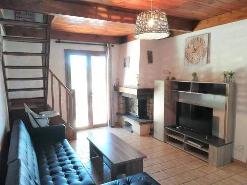 Maison Lagorce, 5 pièces, 8 personnes - FR-1-382-110