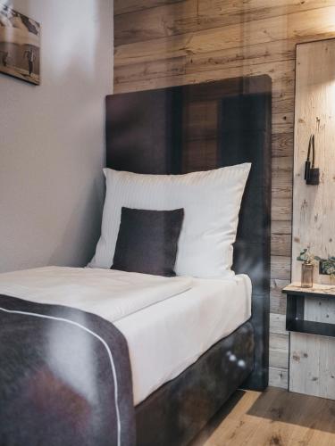 1 twin bed