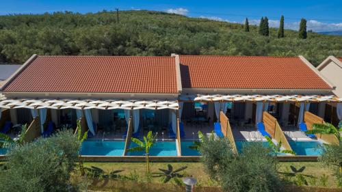 Kozanos Suites with Private Pool