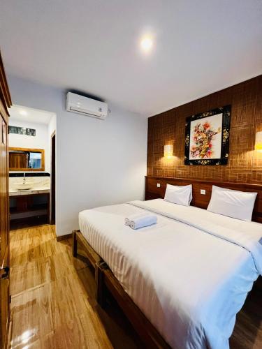 Double or Twin Room image 4