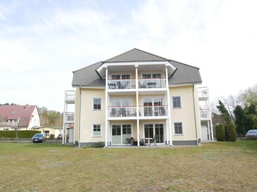 Bernsteinhaus, 850m zum Strand, mit Balkon, WLAN in Ostseebad Kölpinsee, Deutschland