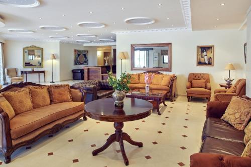 Palazetto Suites - image 9