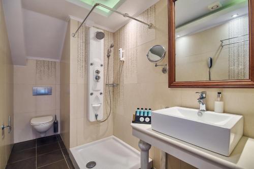 Palazetto Suites - image 5