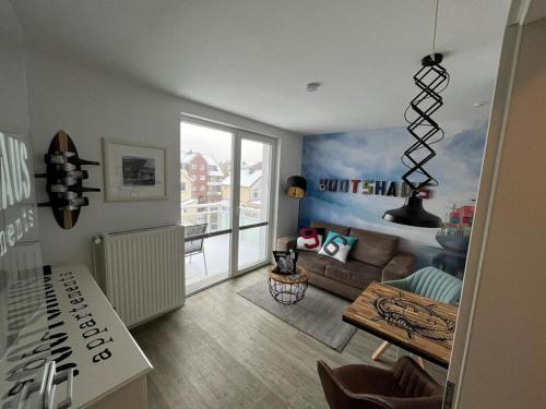 Apartment with Lake View image 8