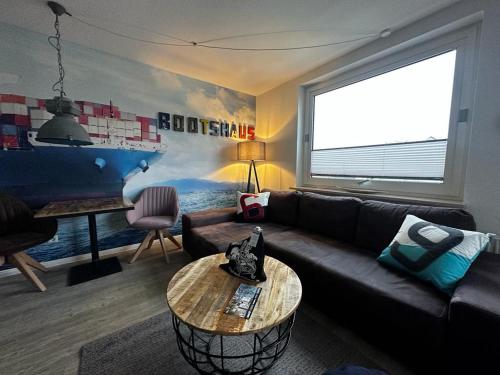Apartment with Lake View image 4